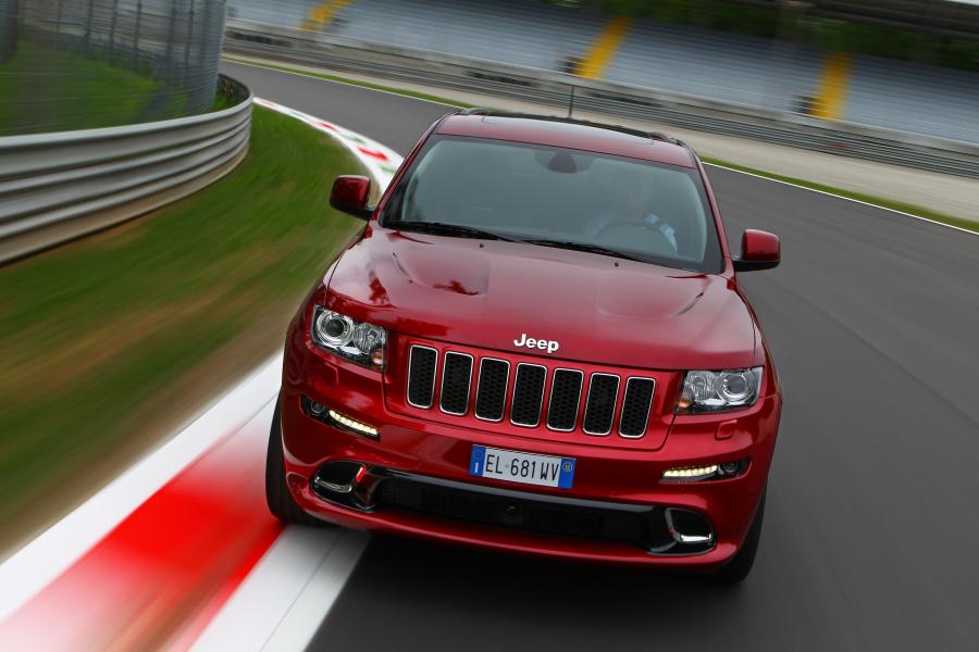  Jeep Grand Cherokee SRT8 2012 года  (фото 96 из 186)